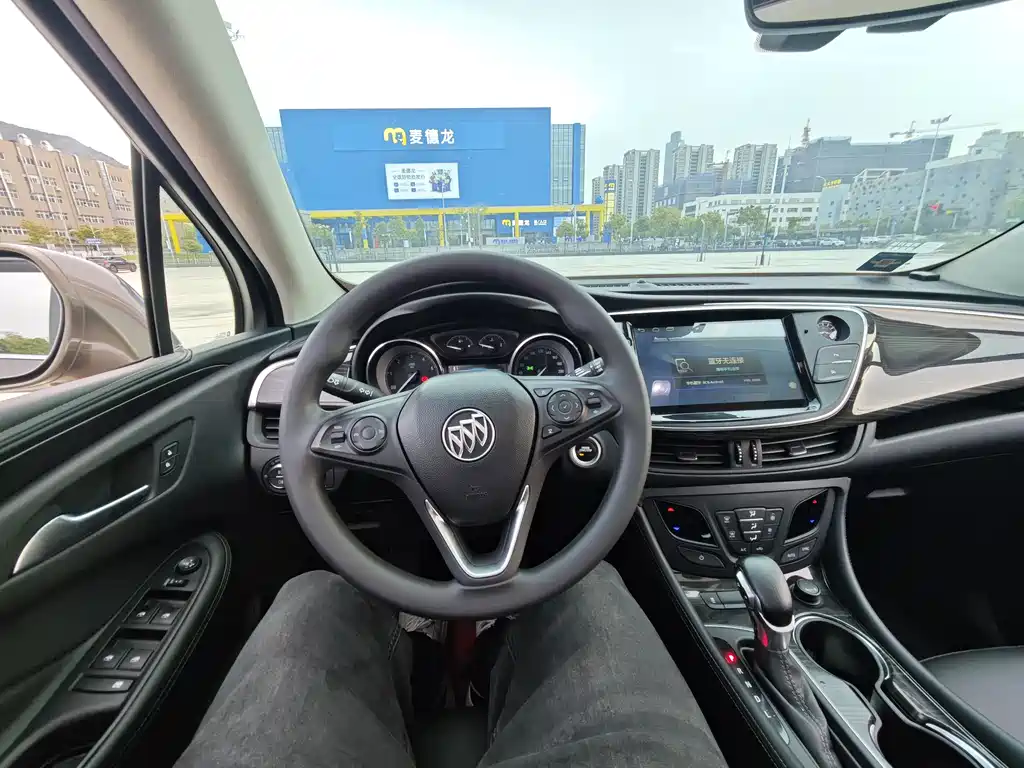 Buick Envision Plus — фото 10