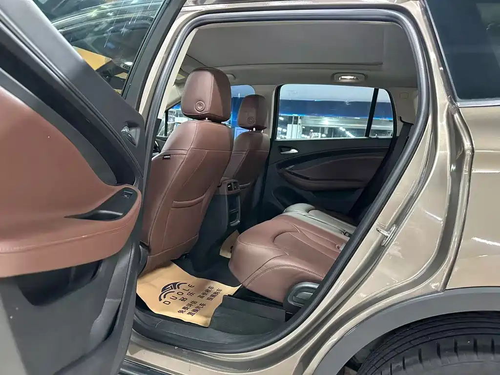 Buick Envision Plus — фото 6