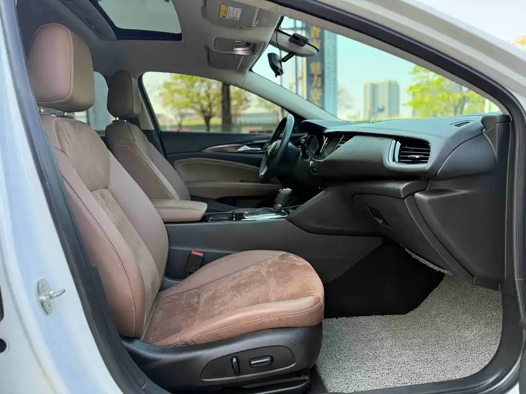 Buick Regal — фото 14