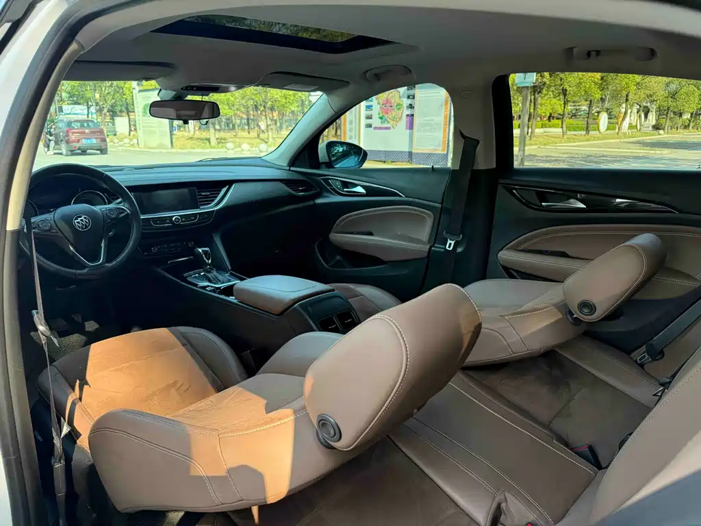 Buick Regal — фото 18