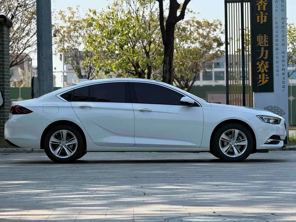 Buick Regal — фото 4