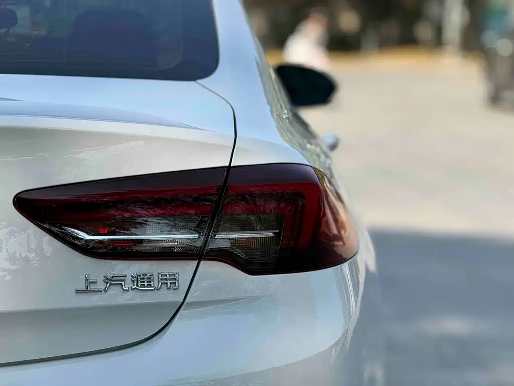Buick Regal — фото 9