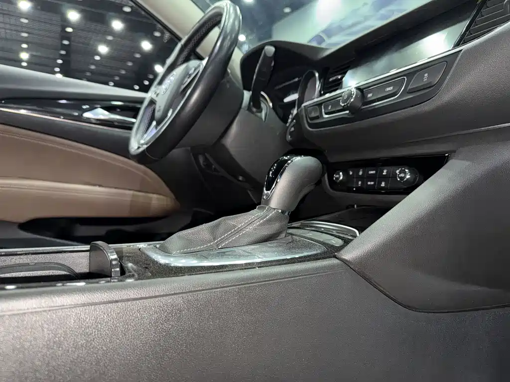 Buick Regal — фото 14
