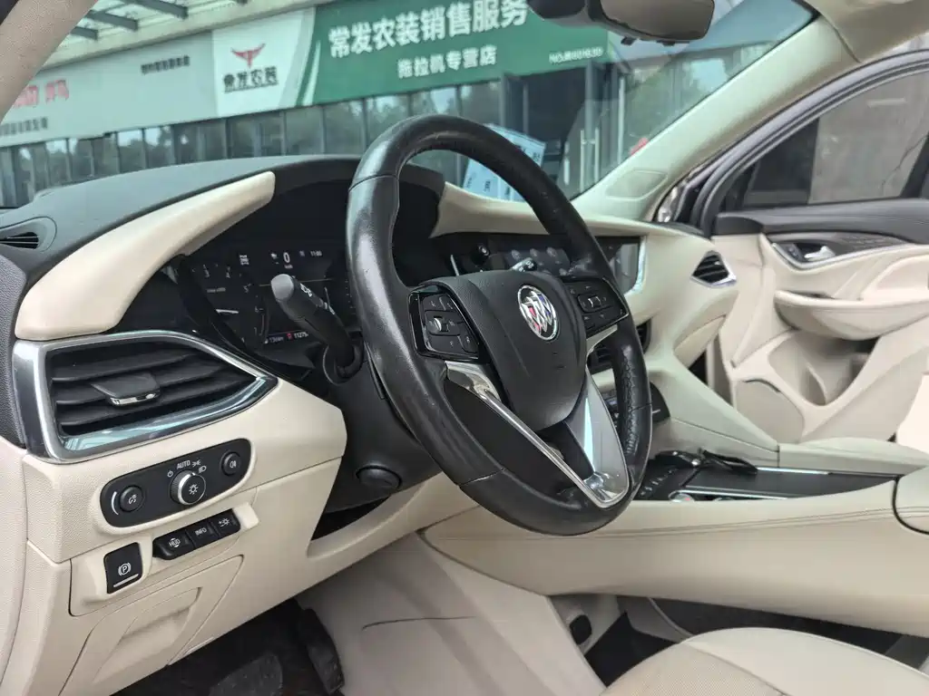 Buick Enclave — фото 14