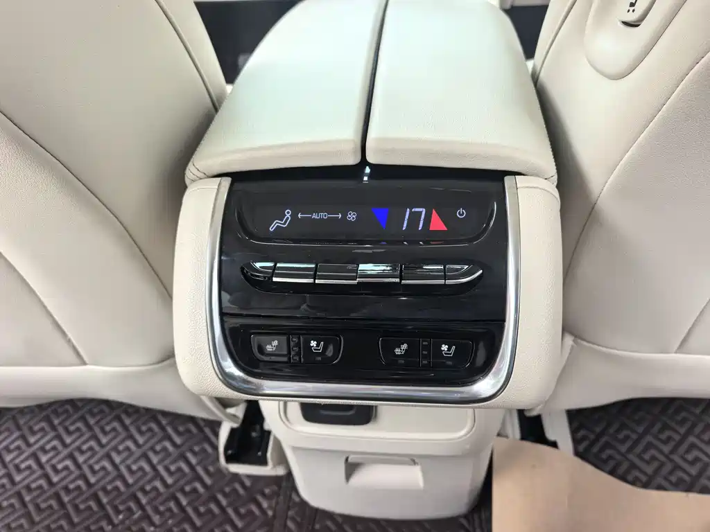 Buick Enclave — фото 22