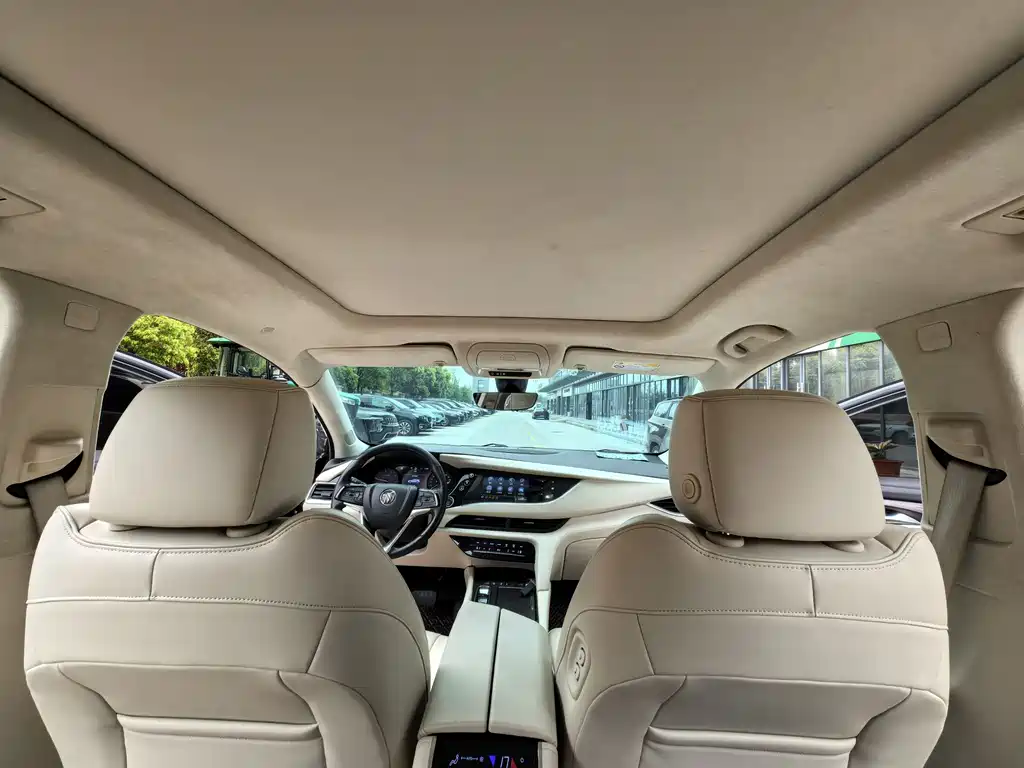 Buick Enclave — фото 23