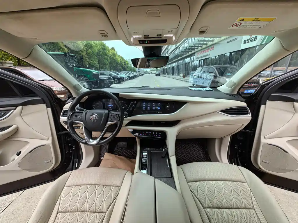 Buick Enclave — фото 24