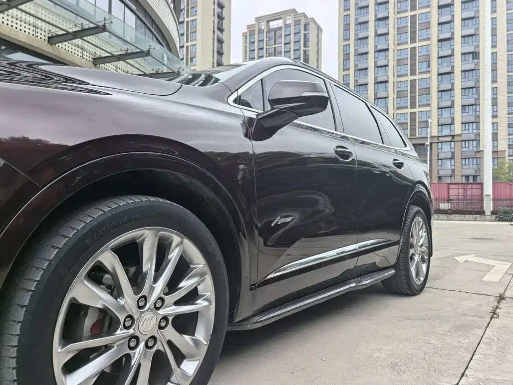 Buick Enclave — фото 7