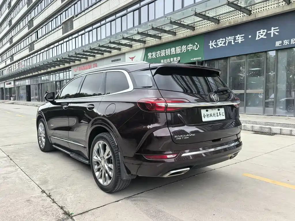 Buick Enclave — фото 8