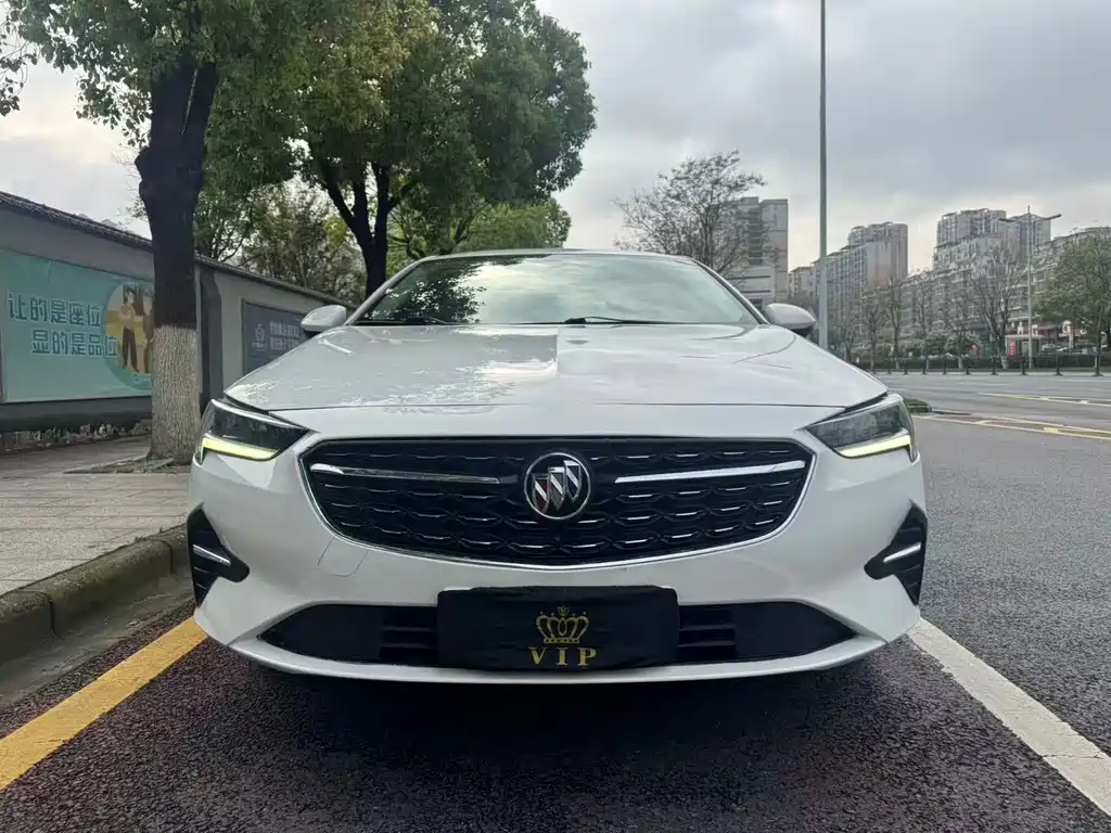 Buick Regal — фото 2