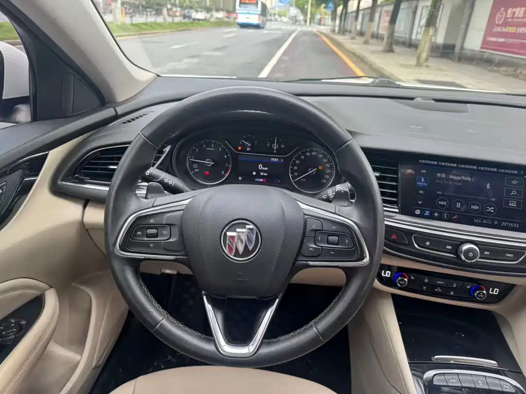 Buick Regal — фото 15