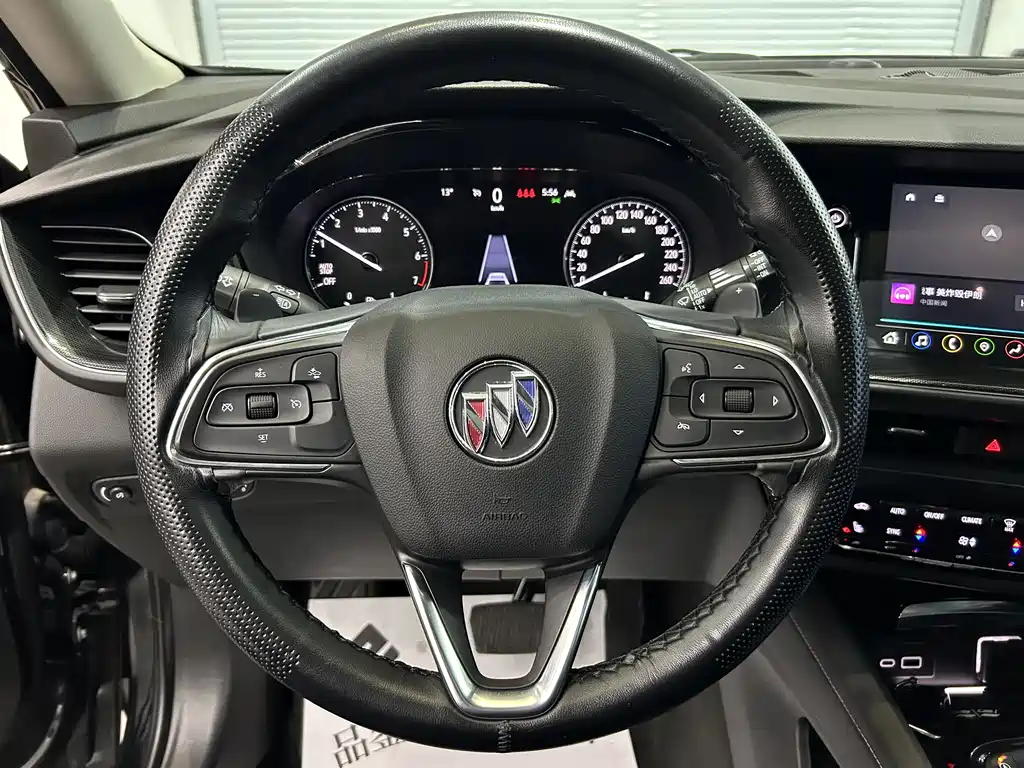 Buick Envision S — фото 9