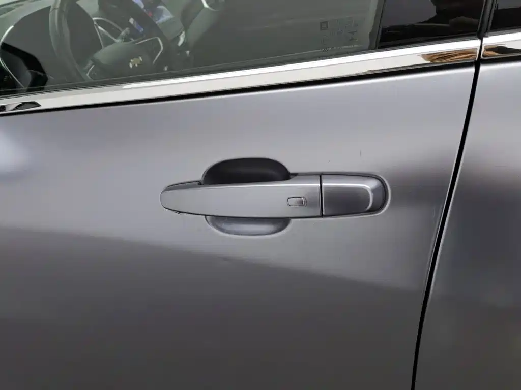 Chevrolet Equinox — фото 18