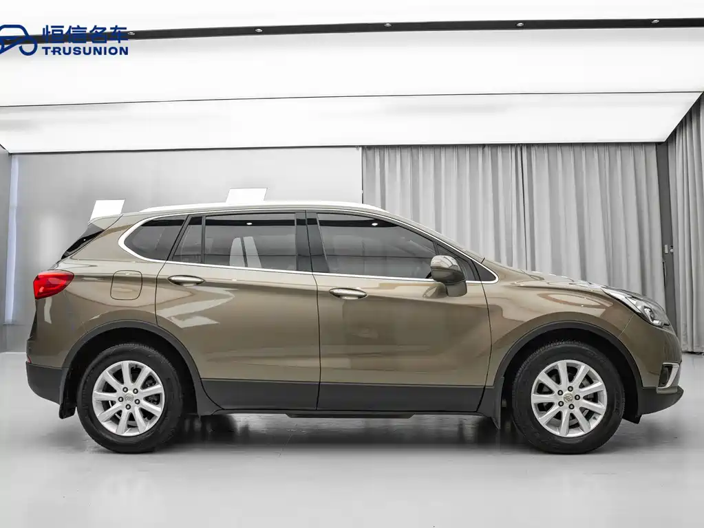 Buick Envision Plus — фото 7