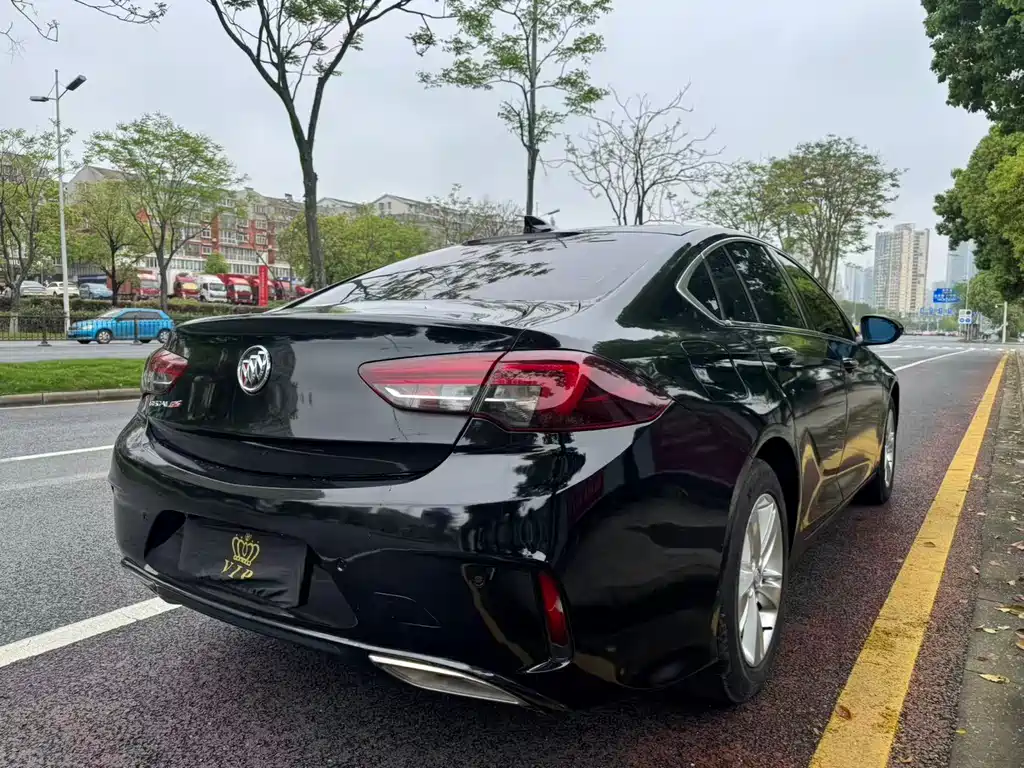 Buick Regal — фото 5