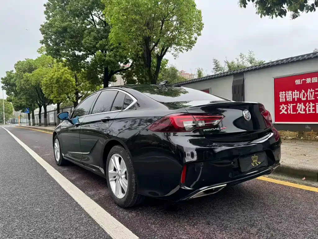 Buick Regal — фото 7