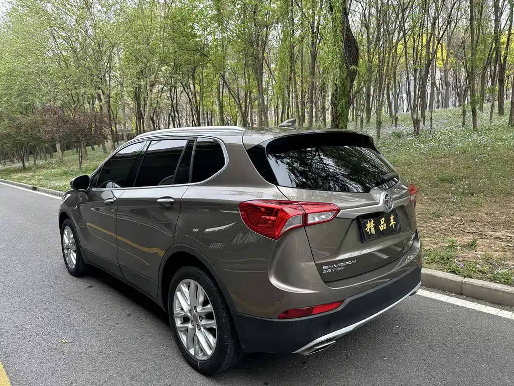 Buick Envision Plus — фото 4