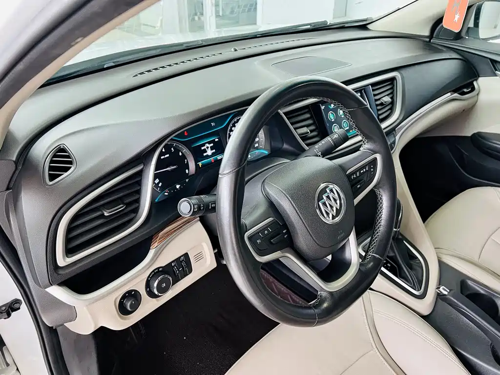 Buick Excelle — фото 21