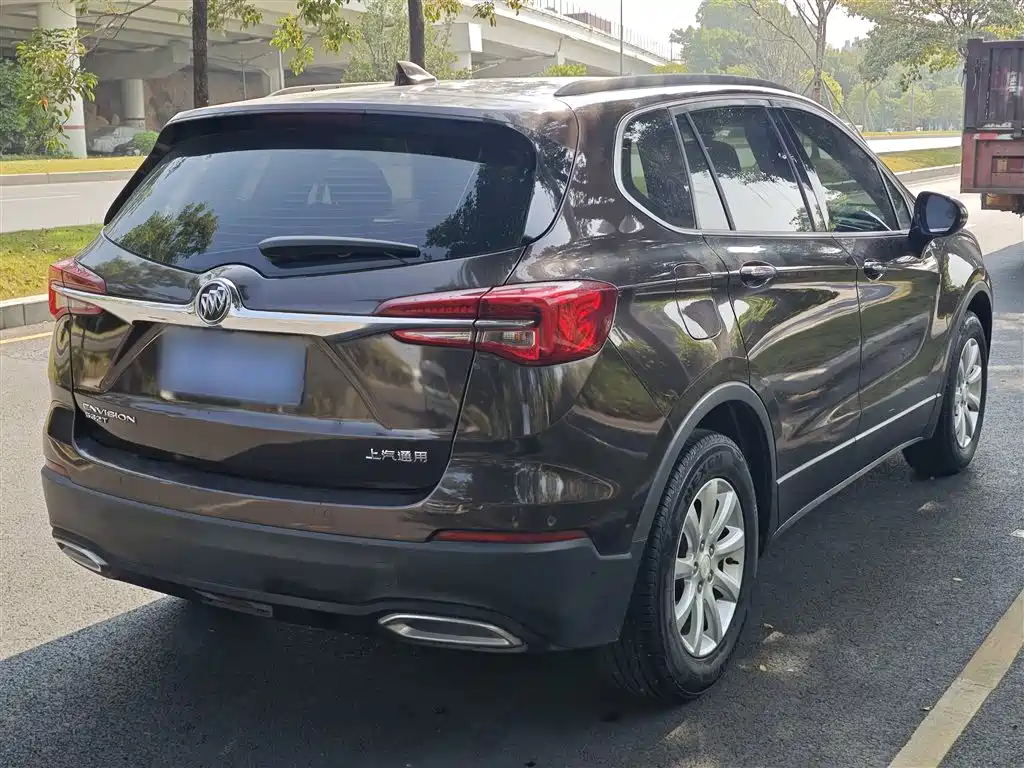 Buick Envision Plus — фото 22