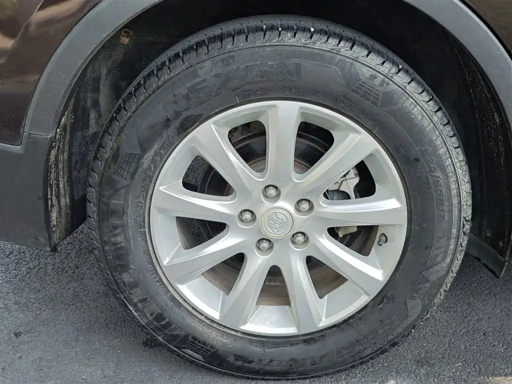 Buick Envision Plus — фото 26