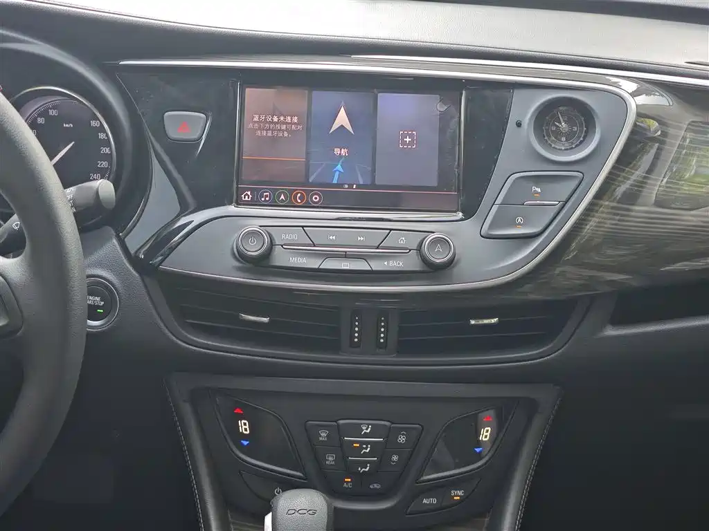 Buick Envision Plus — фото 5
