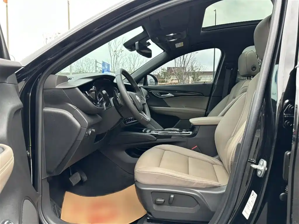 Buick Envision Plus — фото 2