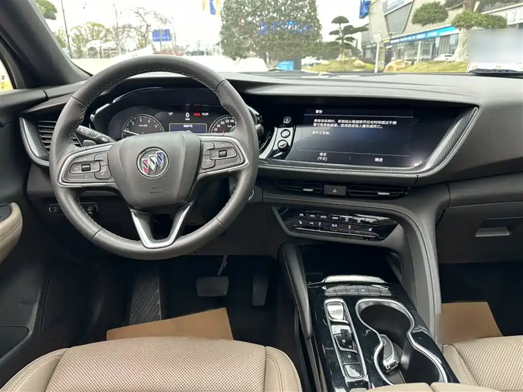 Buick Envision Plus — фото 16