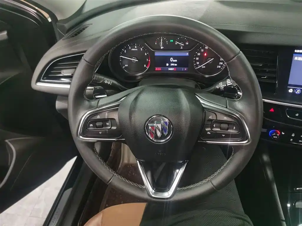 Buick Regal — фото 11