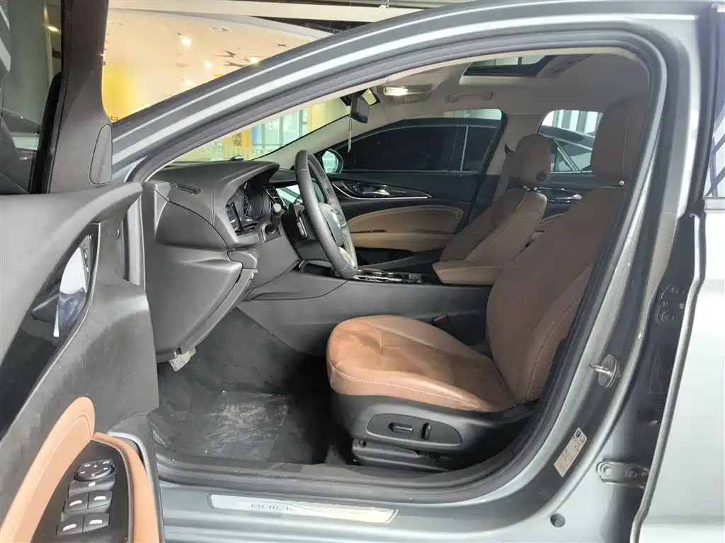 Buick Regal — фото 15