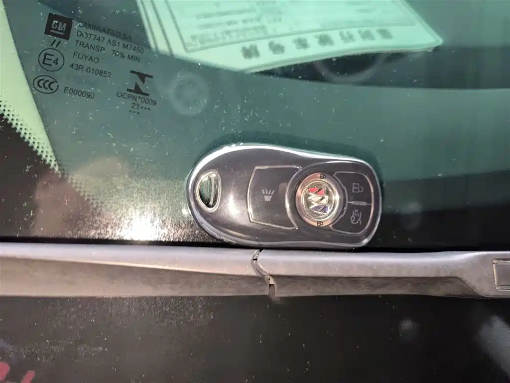 Buick Regal — фото 8