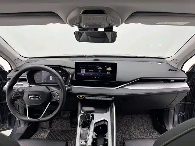 Geely Preface — фото 2