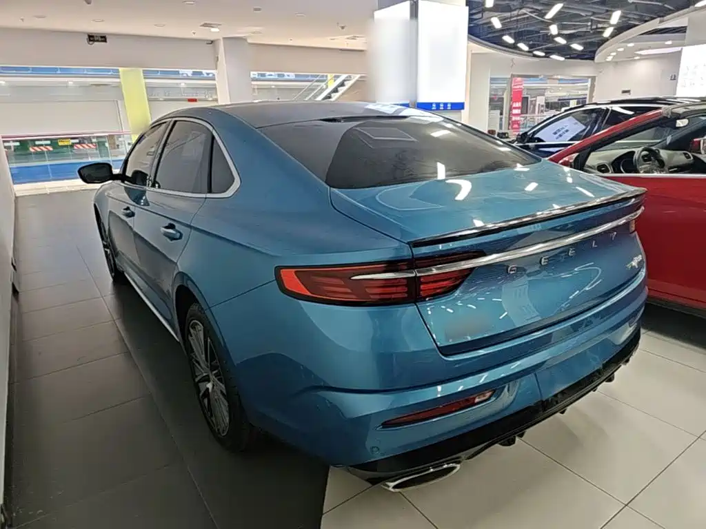 Geely Preface — фото 4