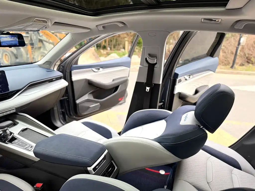 Geely Preface — фото 15
