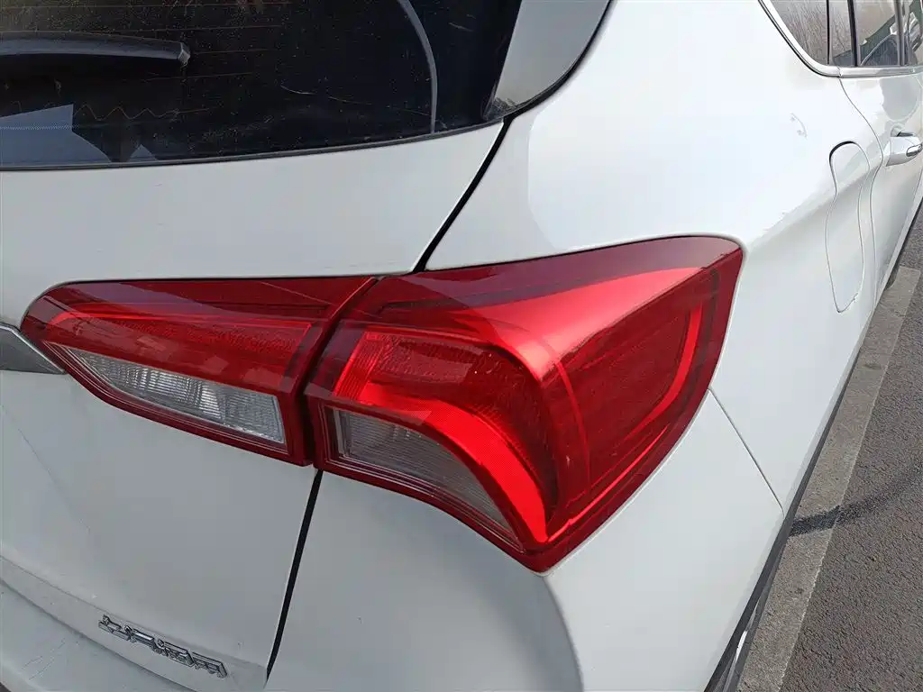 Buick Envision Plus — фото 24