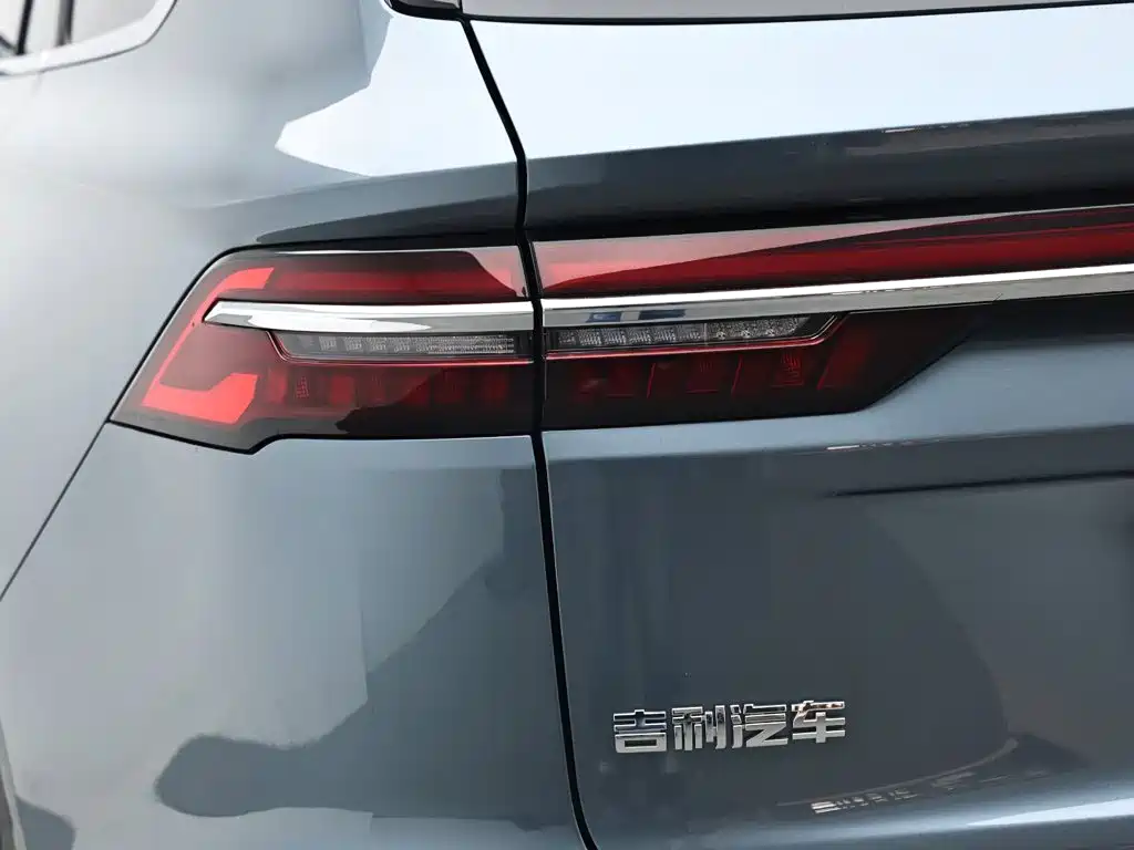 Geely Monjaro — фото 7