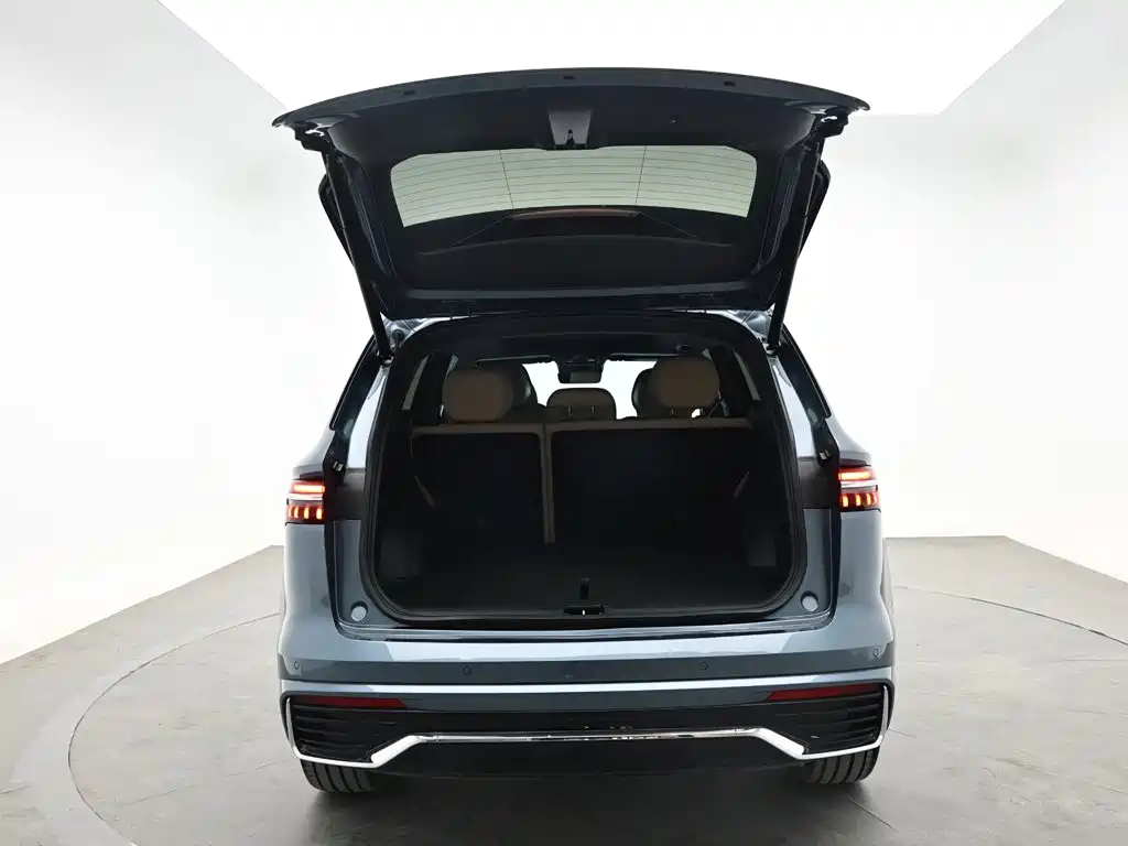 Geely Monjaro — фото 8