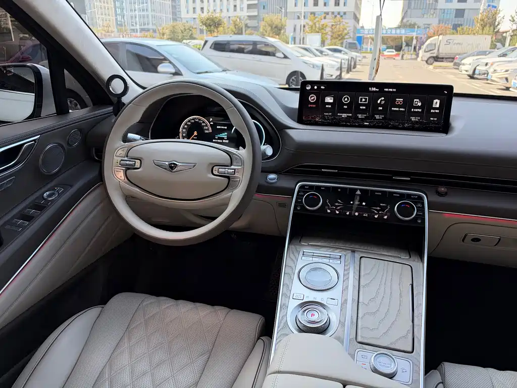 Genesis GV80 — фото 11