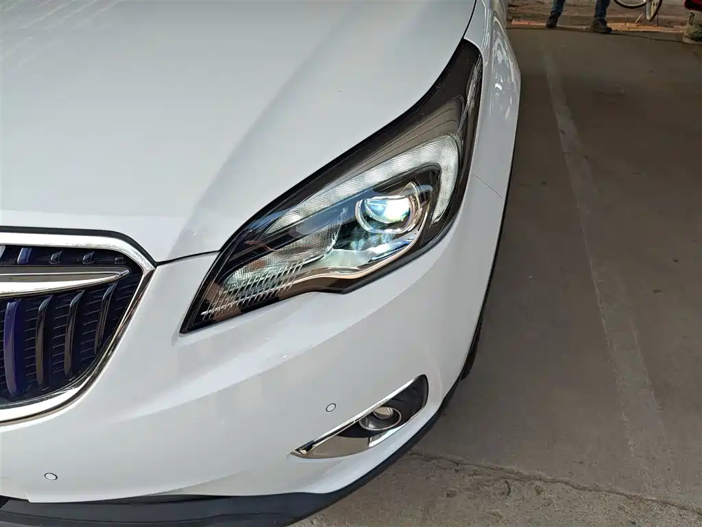 Buick Envision Plus — фото 24