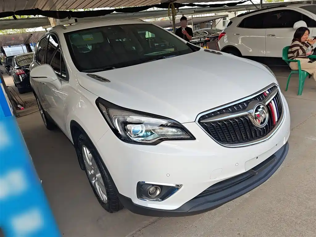 Buick Envision Plus — фото 4