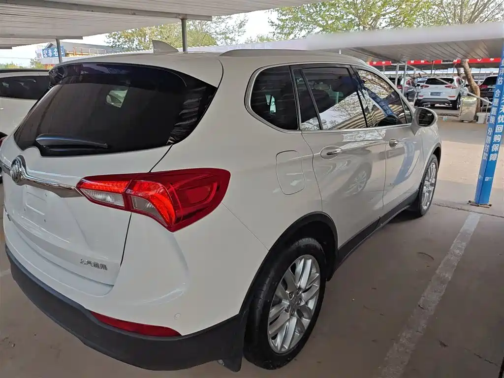Buick Envision Plus — фото 7