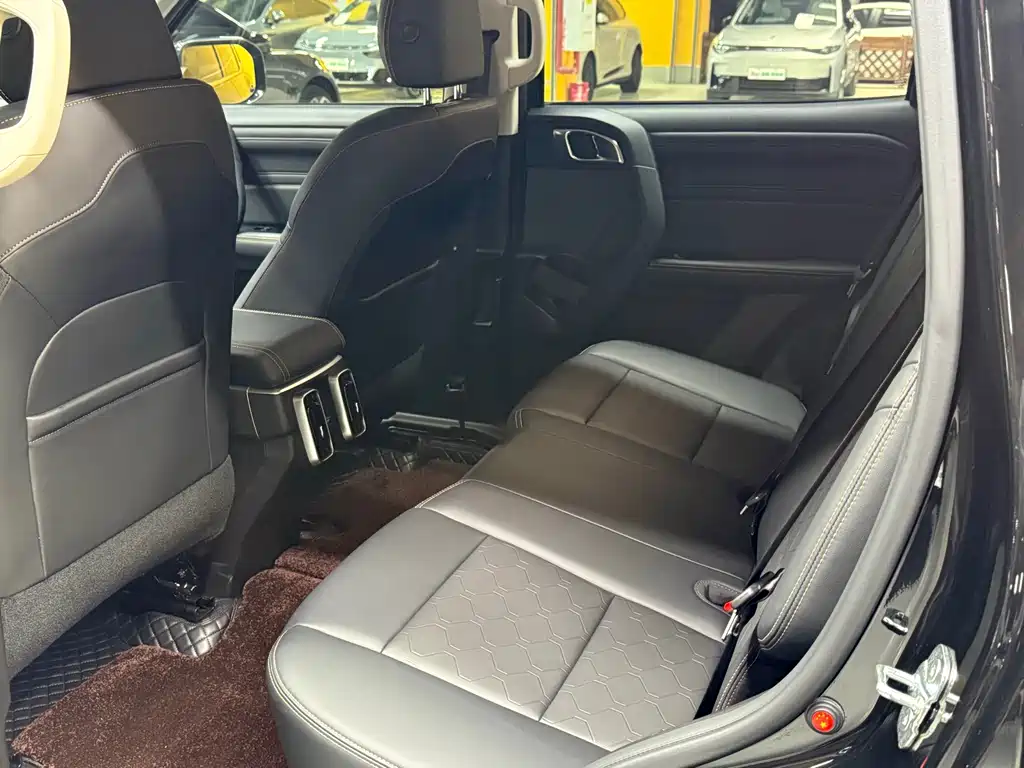 Haval Big Dog — фото 10