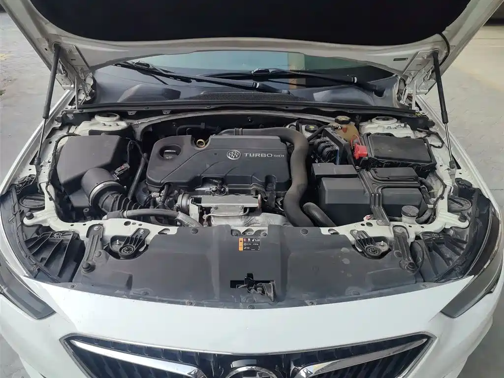 Buick Regal — фото 20
