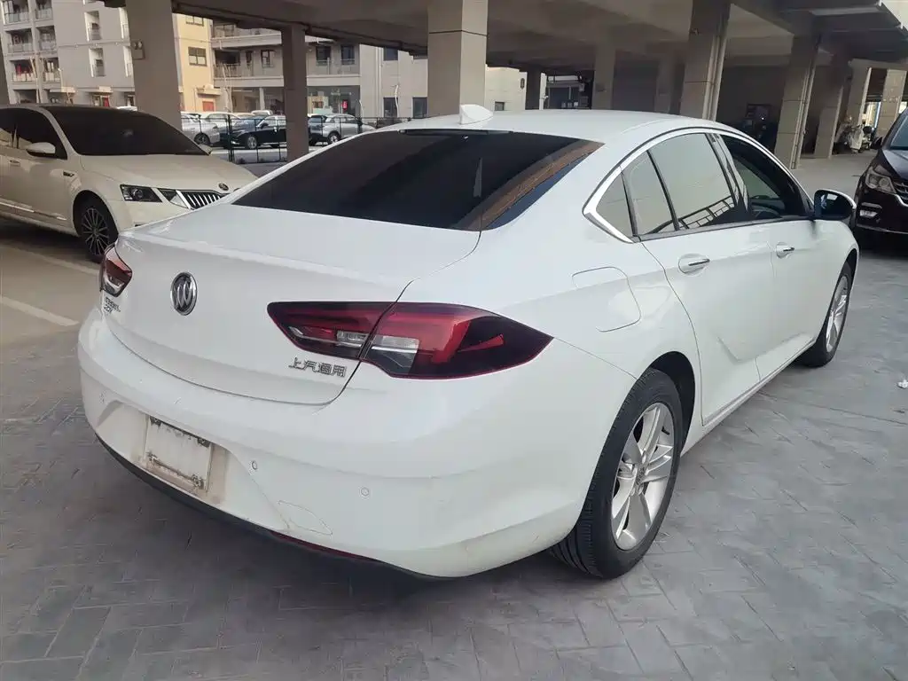 Buick Regal — фото 7