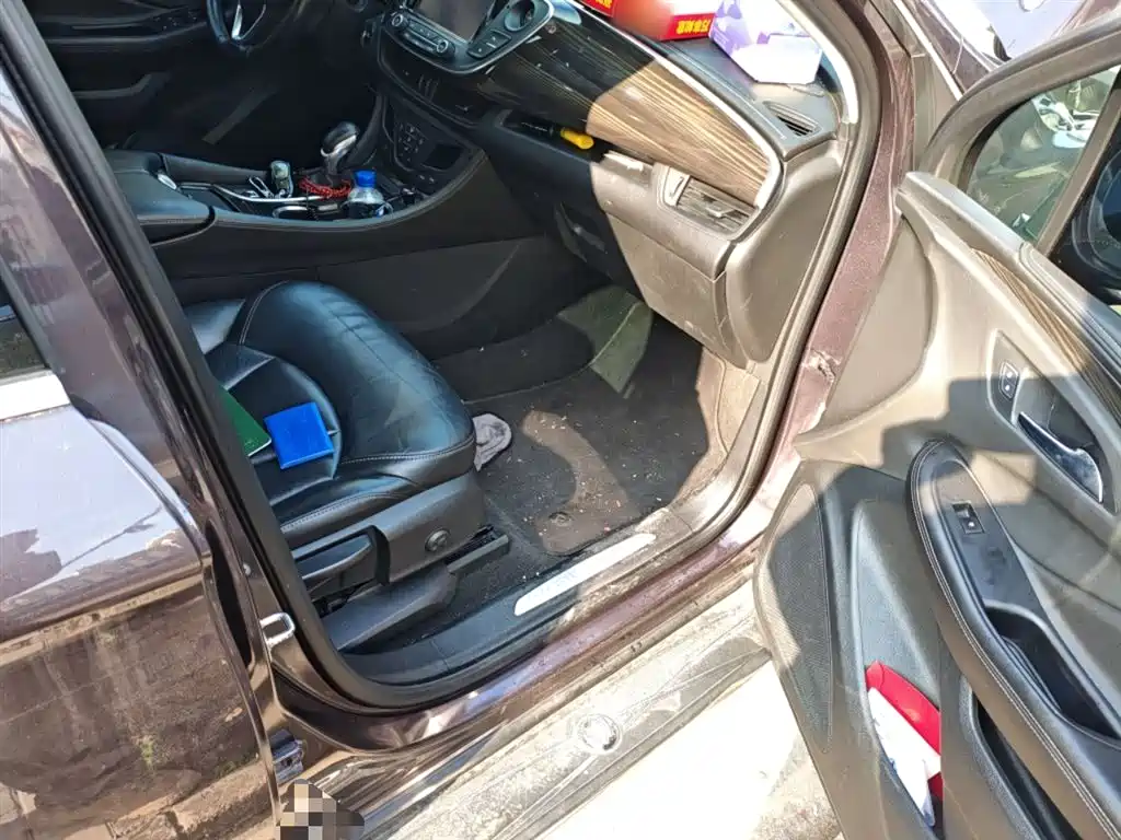 Buick Envision Plus — фото 20