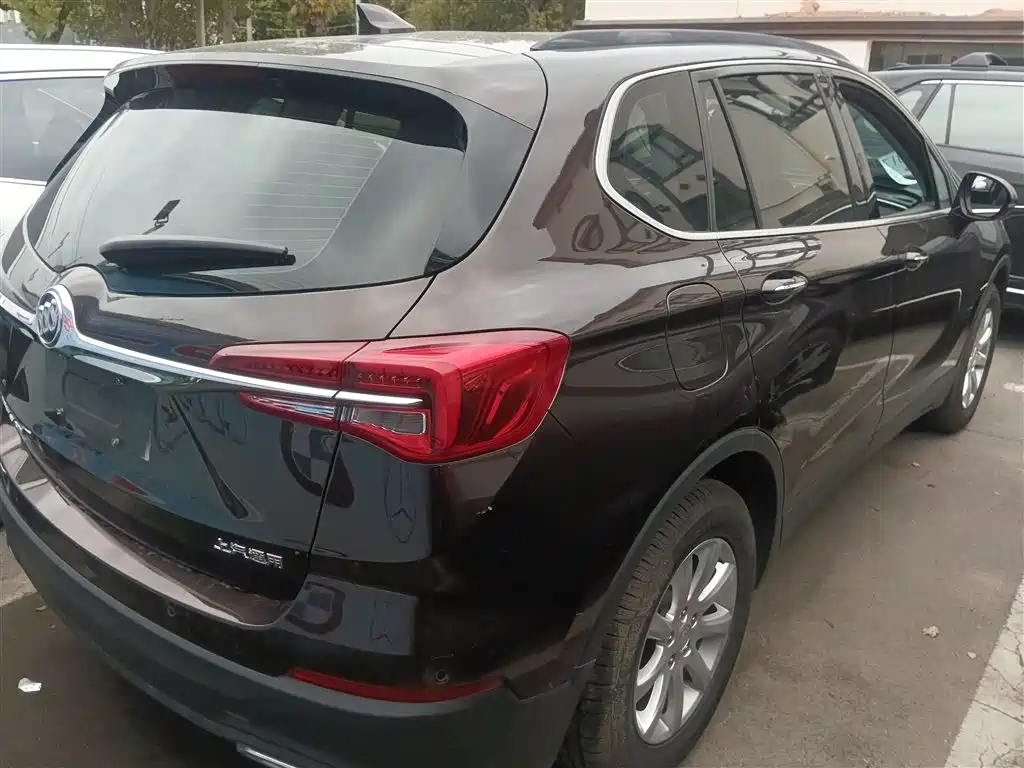 Buick Envision Plus — фото 5