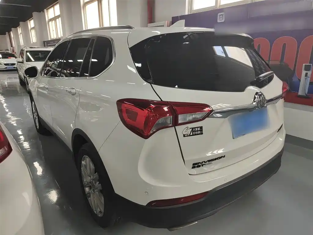 Buick Envision Plus — фото 23