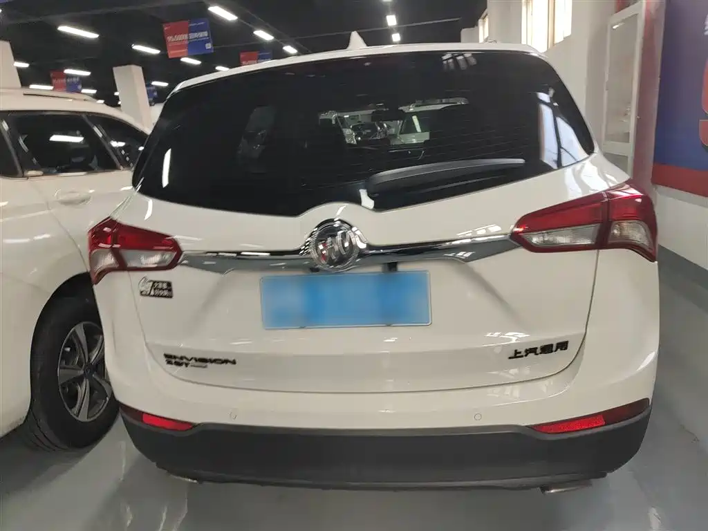 Buick Envision Plus — фото 4