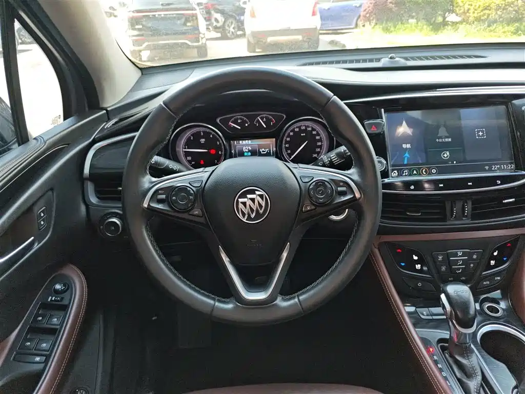 Buick Envision Plus — фото 11