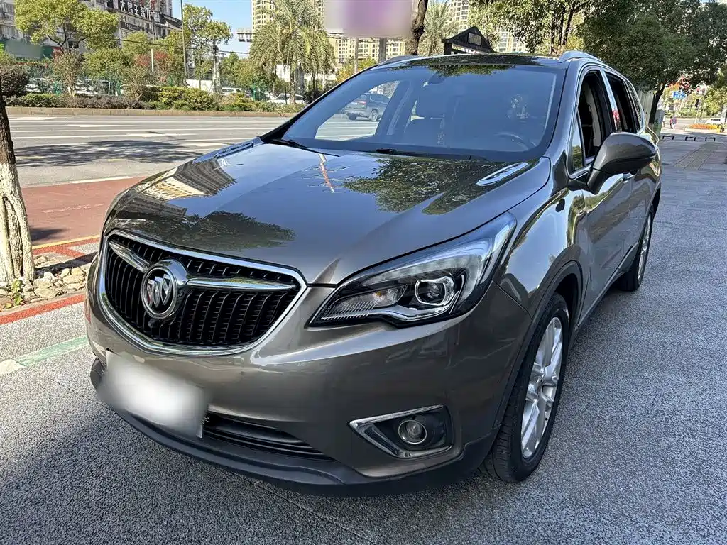 Buick Envision Plus — фото 2