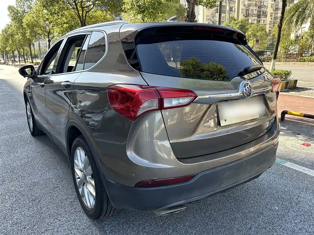 Buick Envision Plus — фото 17